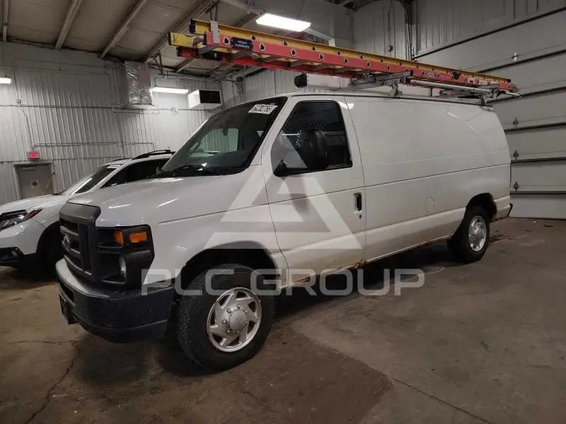 2013 Ford ECONOLINE фото