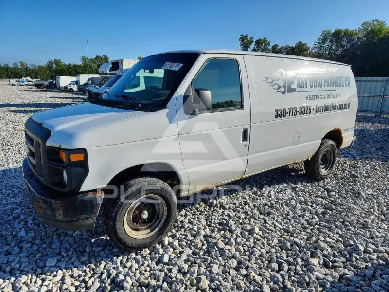 2013 Ford ECONOLINE photo