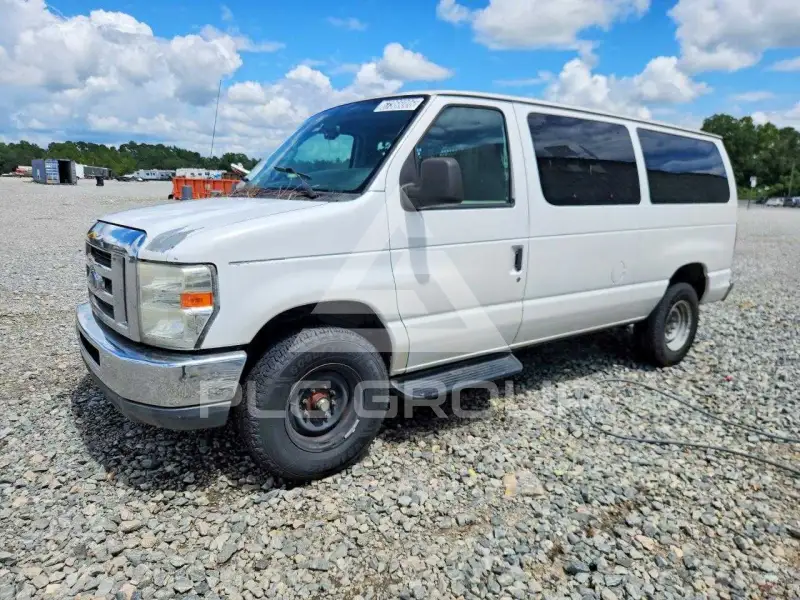 2013 Ford ECONOLINE фото