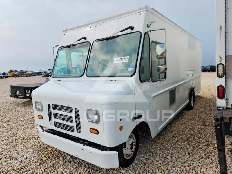 2013 Ford E-450 фото