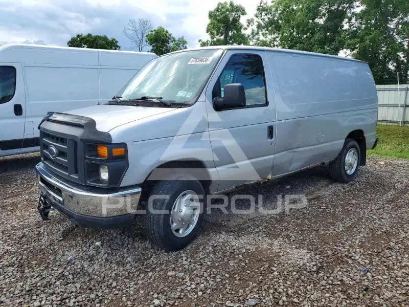2013 Ford ECONOLINE фото