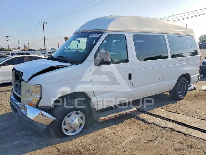 2013 Ford ECONOLINE фото