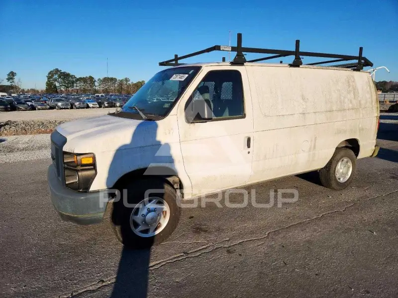 2013 Ford ECONOLINE фото