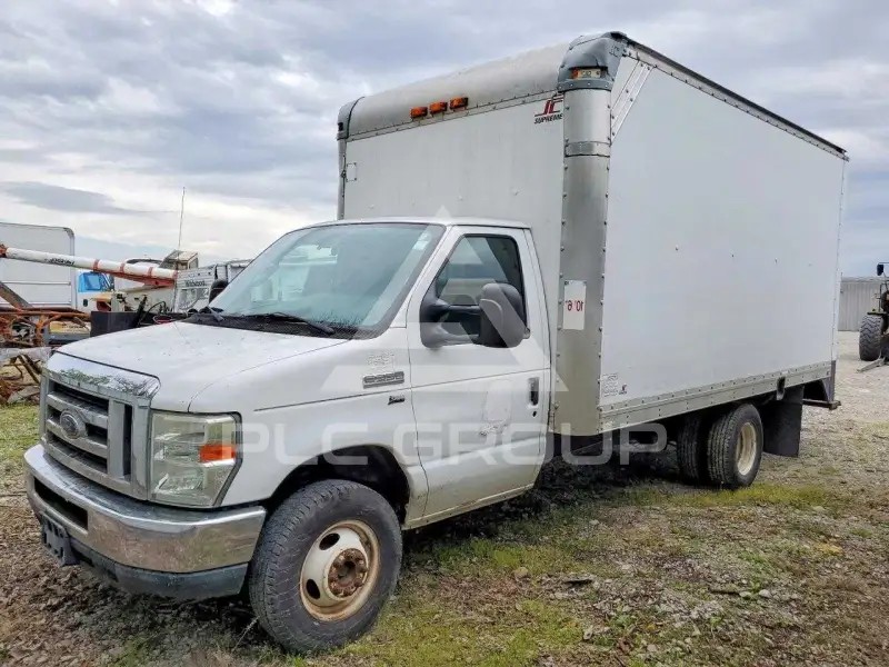 2013 Ford ECONOLINE фото