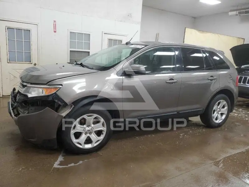 2013 Ford EDGE фото