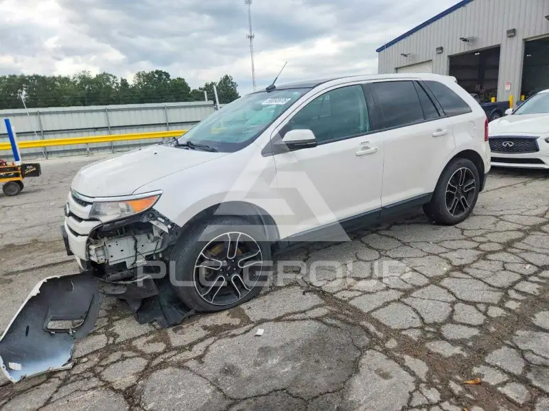 2013 Ford EDGE photo