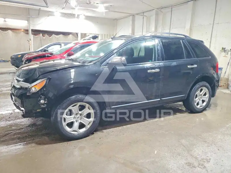 2013 Ford EDGE photo