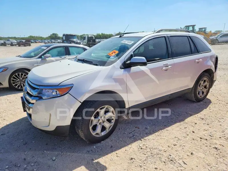 2013 Ford EDGE photo