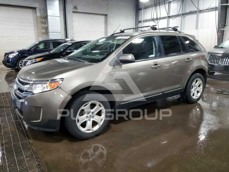 2013 Ford EDGE photo