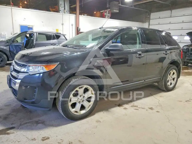 2013 Ford EDGE photo