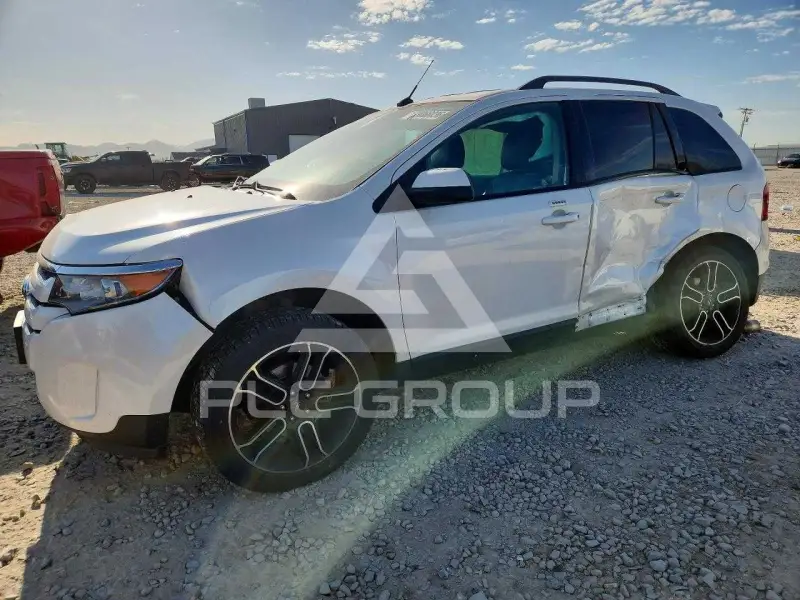 2013 Ford EDGE photo