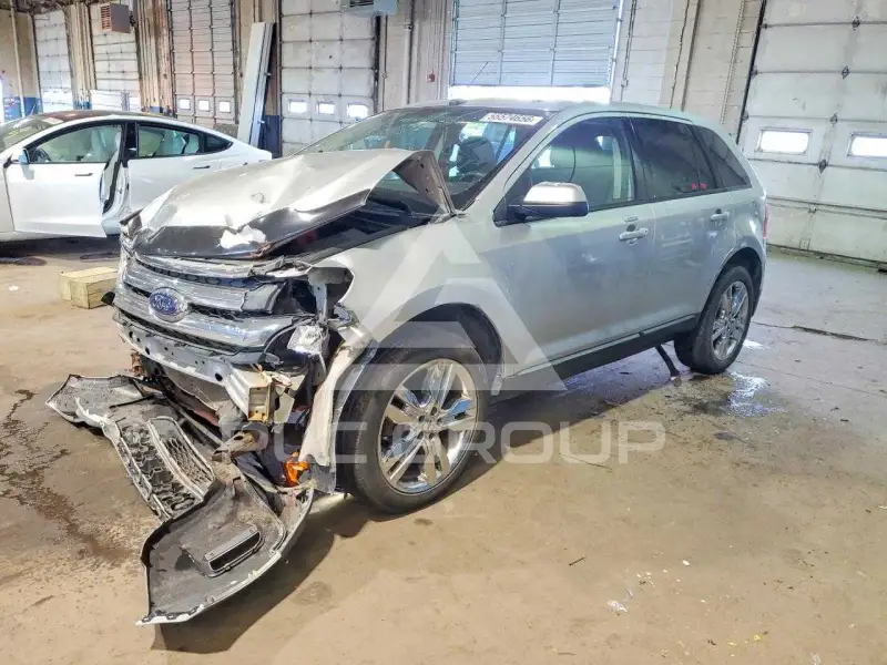 2013 Ford EDGE photo