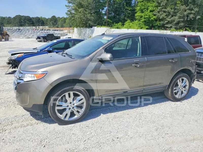 2013 Ford EDGE photo