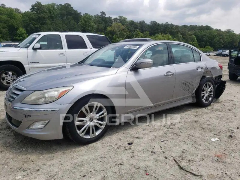2013 Hyundai Genesis фото