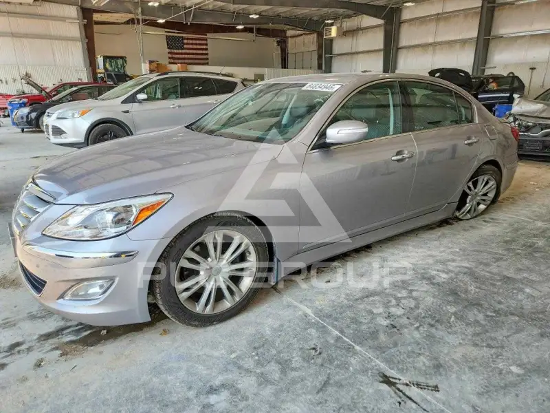 2013 Hyundai Genesis фото