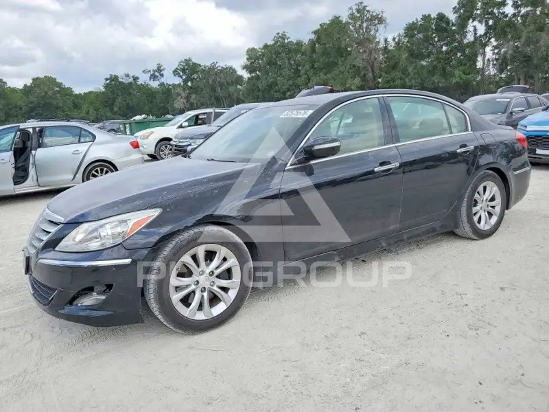 2013 Hyundai Genesis фото