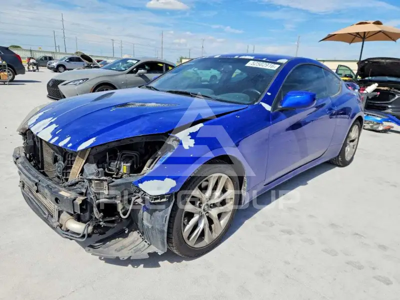 2013 Hyundai Genesis photo