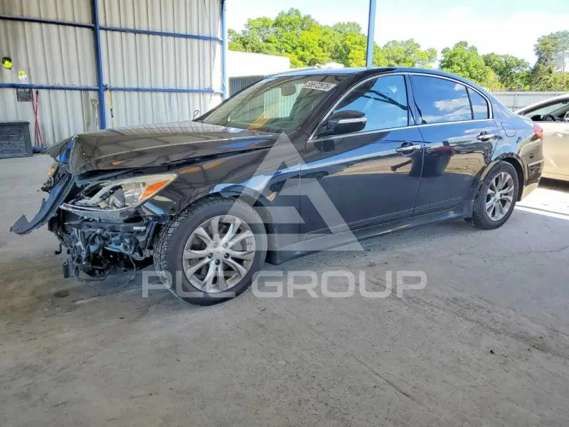 2013 Hyundai Genesis фото