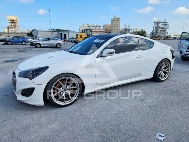 2013 Hyundai Genesis фото