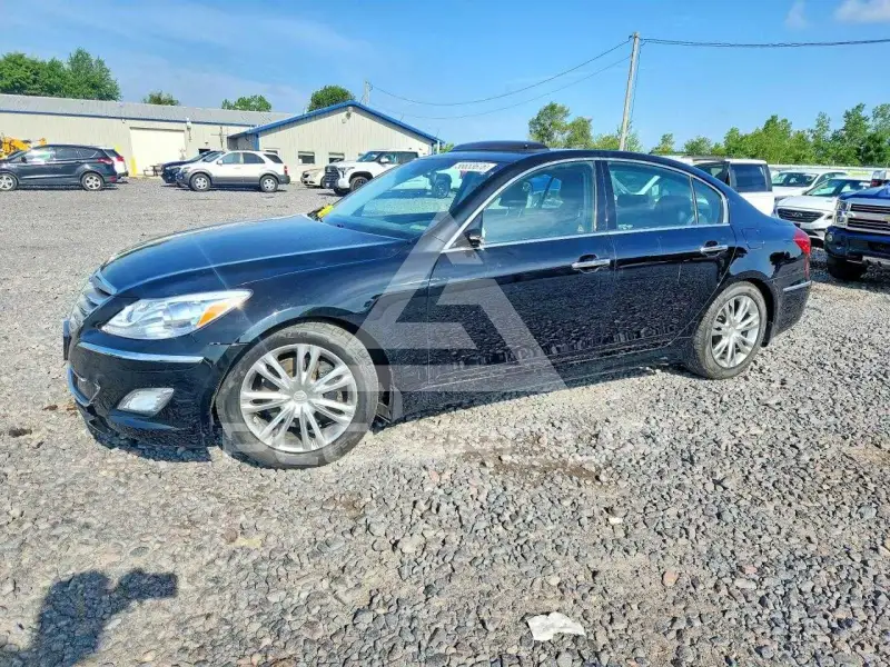 2013 Hyundai Genesis фото