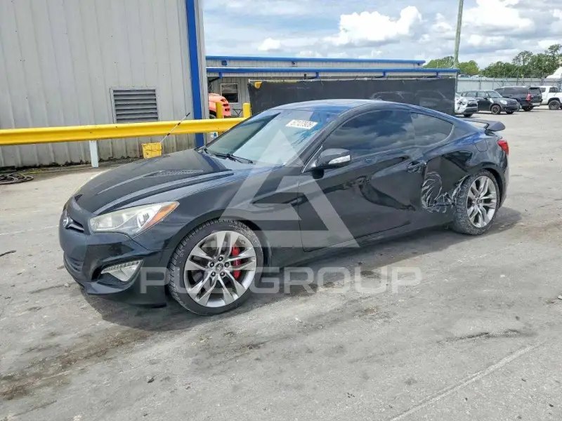 2013 Hyundai Genesis photo