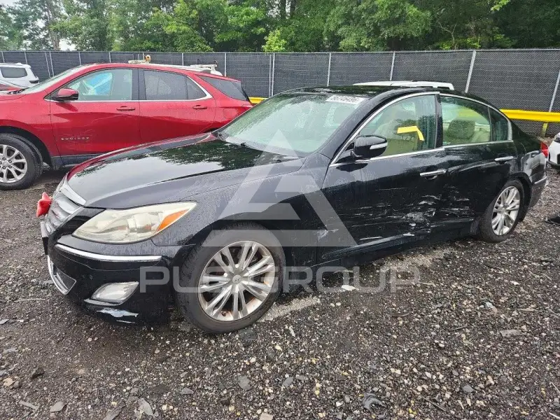 2013 Hyundai Genesis фото