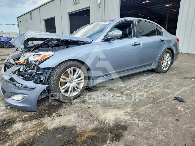 2013 Hyundai Genesis фото