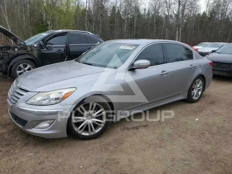 2013 Hyundai Genesis фото