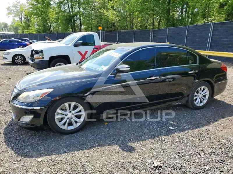 2013 Hyundai Genesis фото