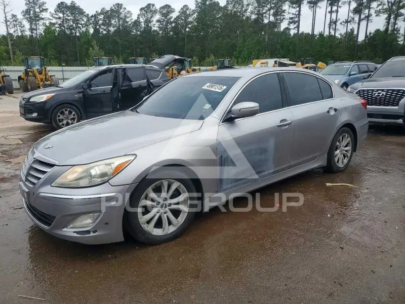 2013 Hyundai Genesis фото
