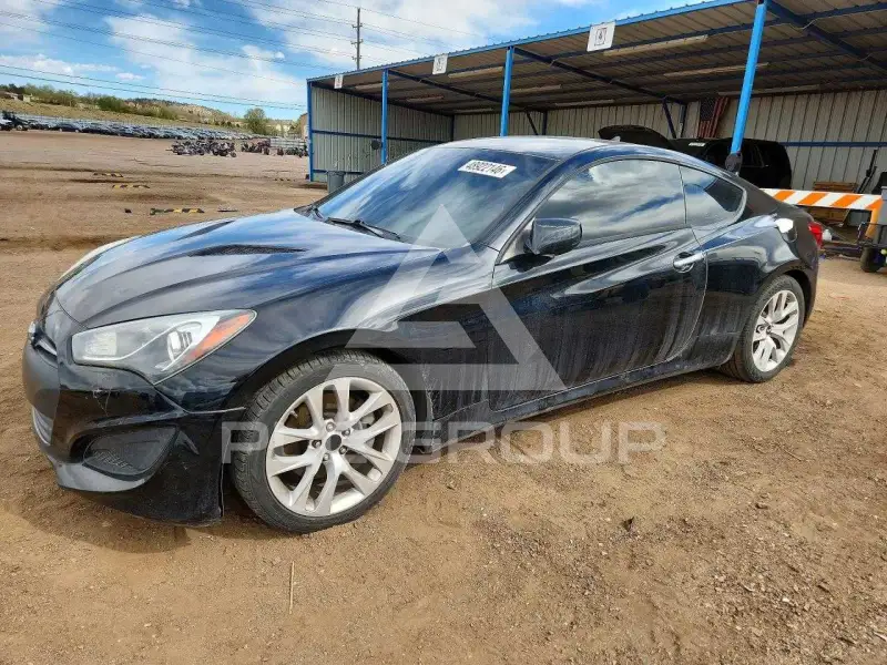 2013 Hyundai Genesis photo