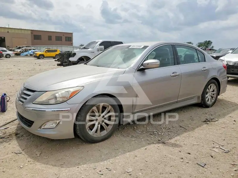 2013 Hyundai Genesis фото