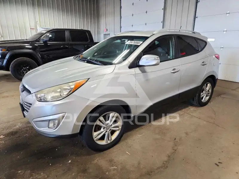 2013 Hyundai Tucson photo