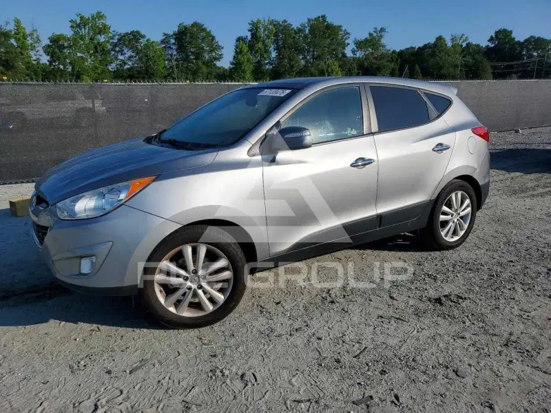 2013 Hyundai Tucson photo