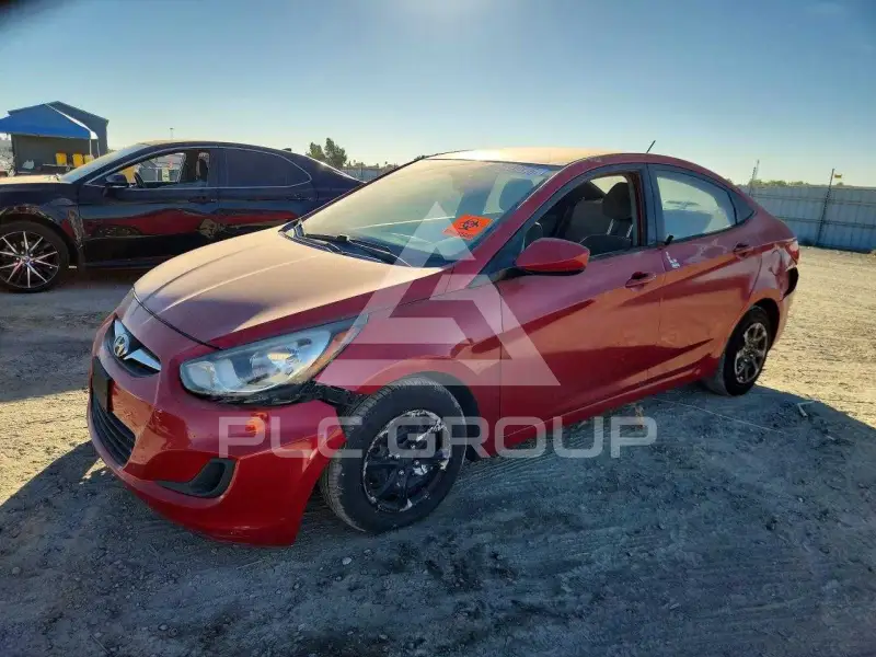 2013 Hyundai Accent photo