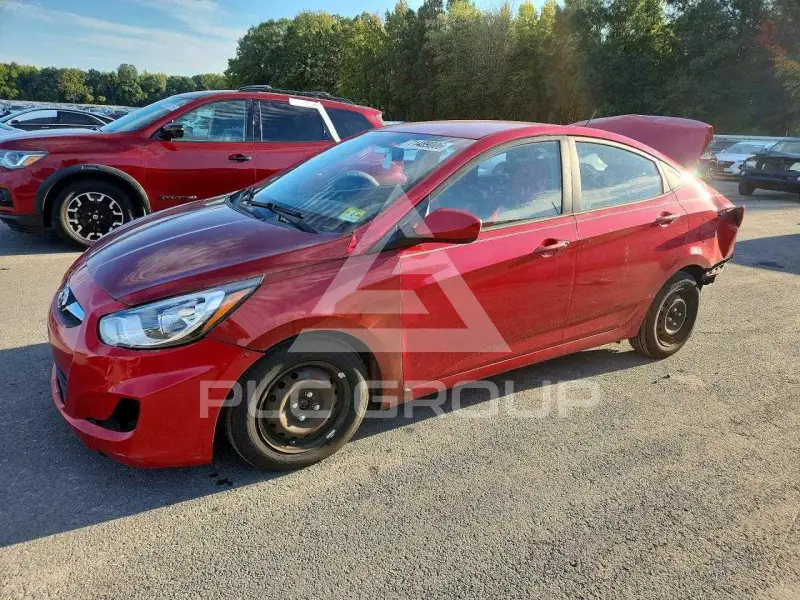 2013 Hyundai Accent photo
