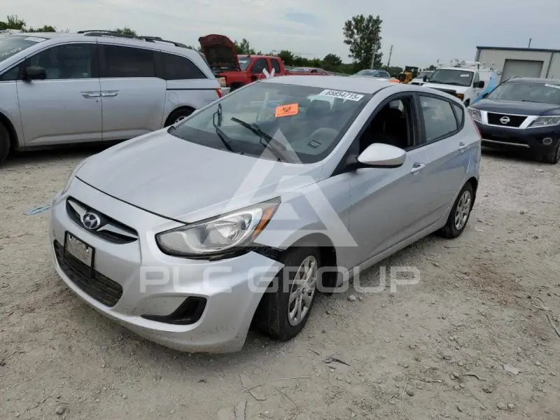 2013 Hyundai Accent фото