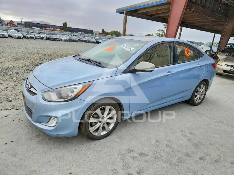 2013 Hyundai Accent фото