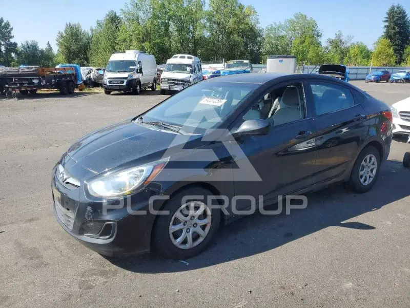 2013 Hyundai Accent фото