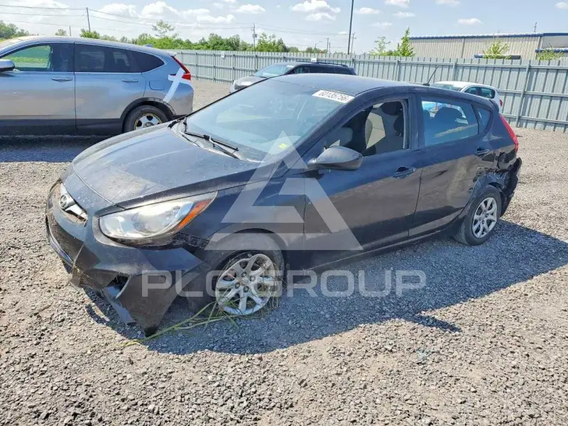 2013 Hyundai Accent фото