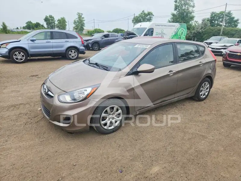 2013 Hyundai Accent фото
