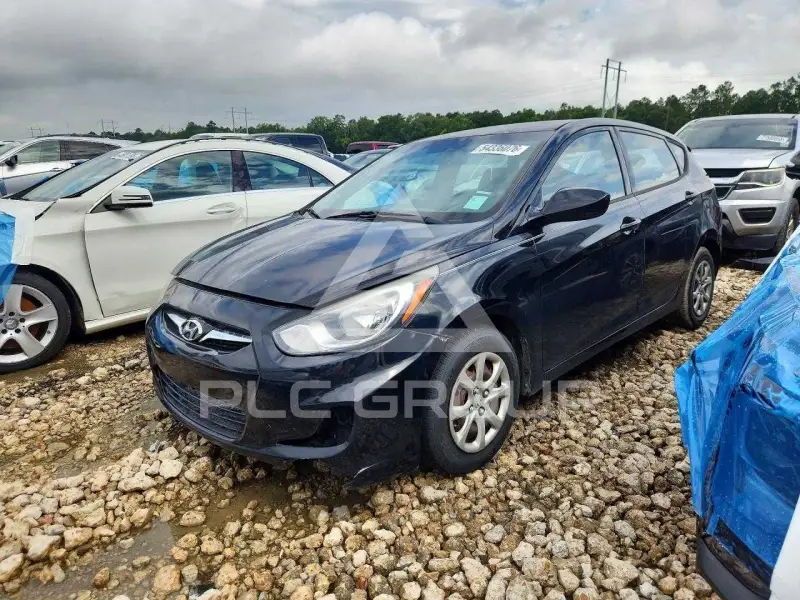 2013 Hyundai Accent фото