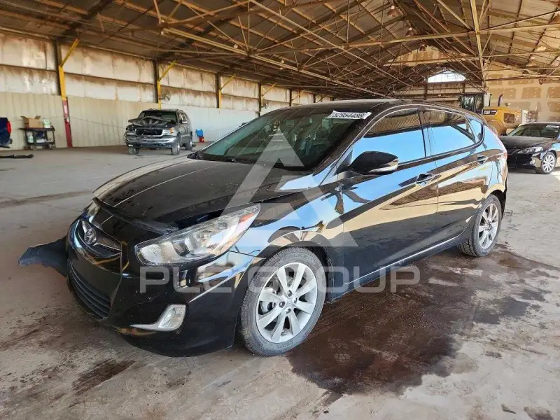 2013 Hyundai Accent photo