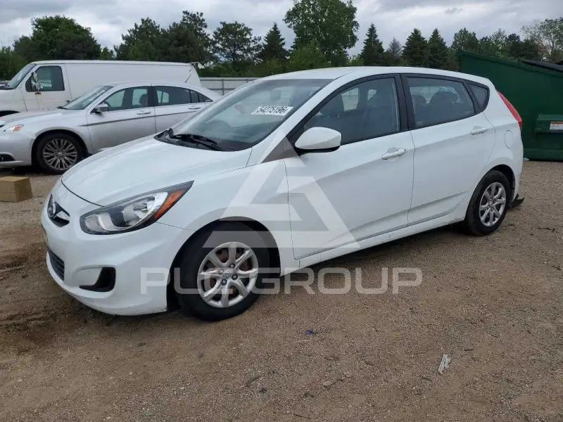 2013 Hyundai Accent фото