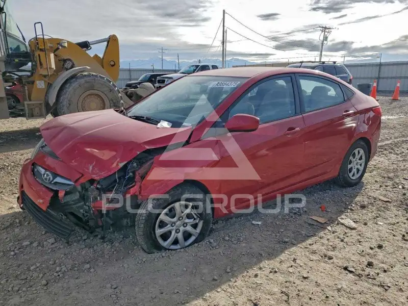 2013 Hyundai Accent photo