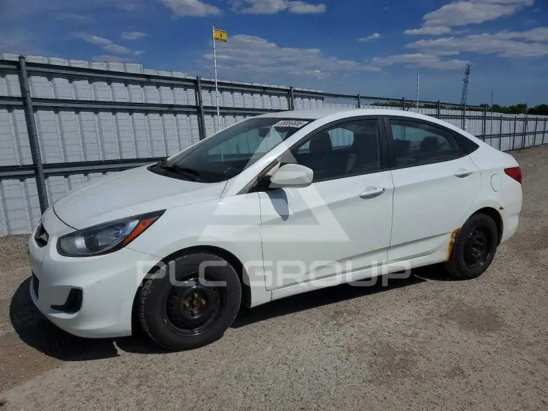 2013 Hyundai Accent фото