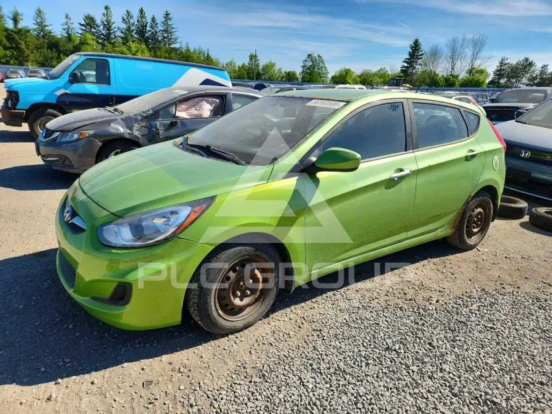 2013 Hyundai Accent фото