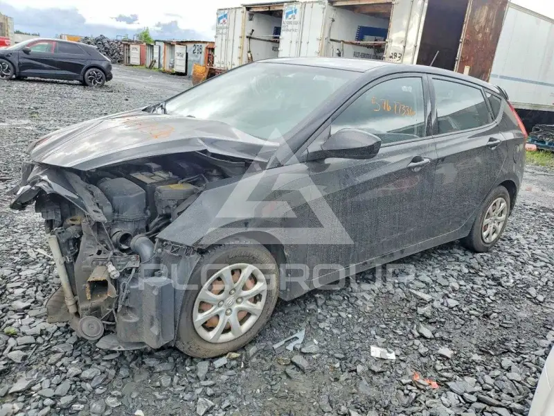 2013 Hyundai Accent фото