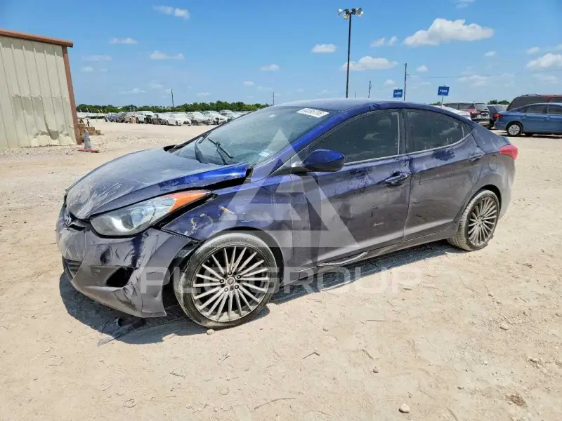 2013 Hyundai Elantra фото
