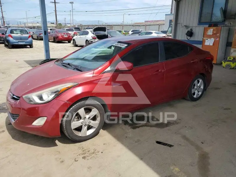 2013 Hyundai Elantra фото